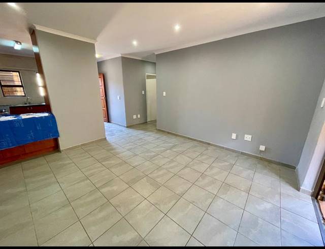 3 BEDROOM APARTMENT FOR SALE IN CHANCLIFF RIDGE